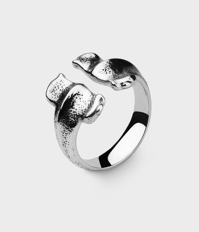 Hammerhead Ring by Stephen Einhorn